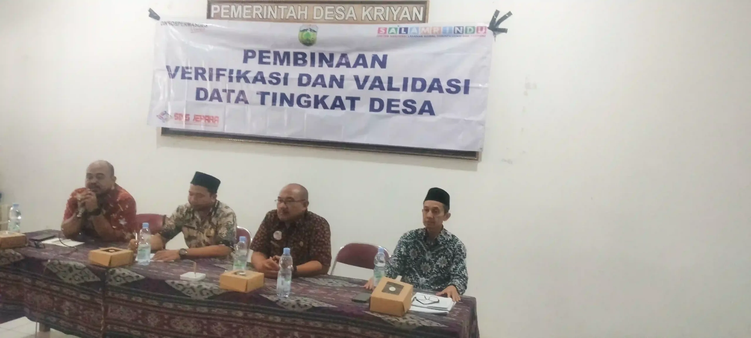 Dinsospermasdes Jepara Gelar Pembinaan Verifikasi dan Validasi Data Tingkat Desa di Desa Kriyan