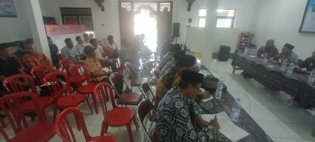 Dinsospermasdes Jepara Gelar Pembinaan Verifikasi dan Validasi Data Tingkat Desa di Desa Kriyan