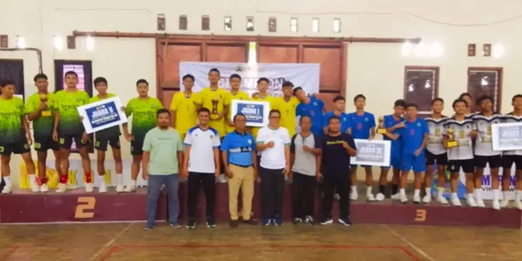 Pati Juara 2, Magelang Juara 3 Putera, Kebumen Dan Batang Juara 3 Puteri Kejurprov Sepak Takraw KU 18 Jateng 2024